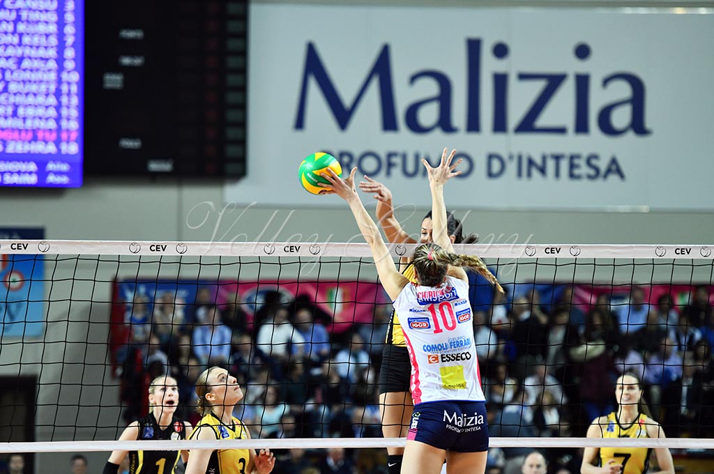 Igor NO-VakifBank Istanbul (29)